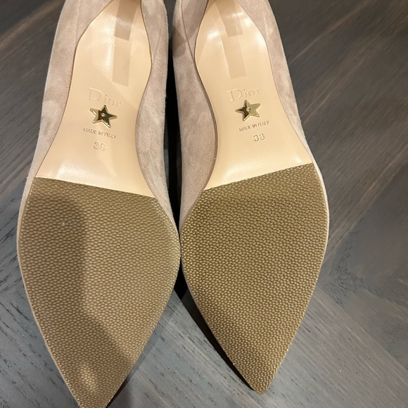 Dior Women's Beige Suede Pumps - Picture 3 of 5